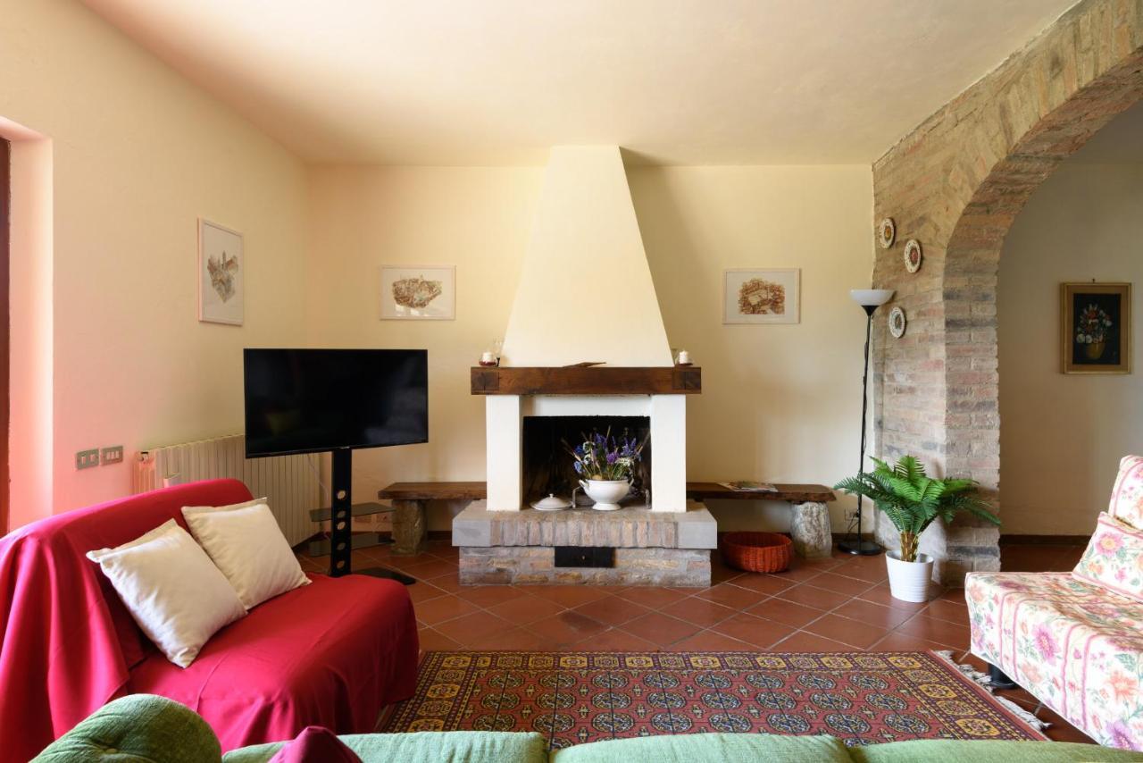 Villa Il Campo Degli Ulivi Ponte A Bozzone 外观 照片