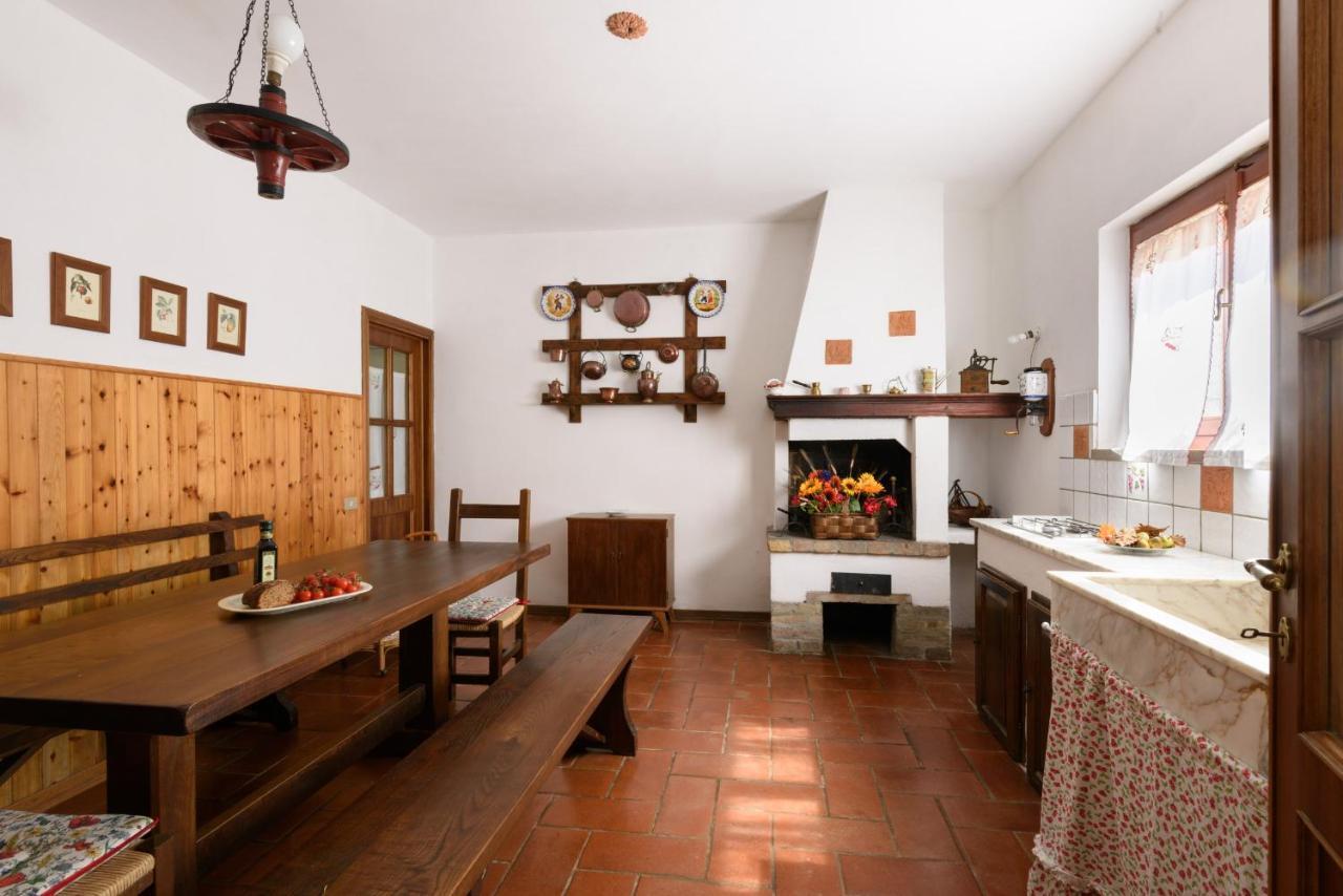 Villa Il Campo Degli Ulivi Ponte A Bozzone 外观 照片