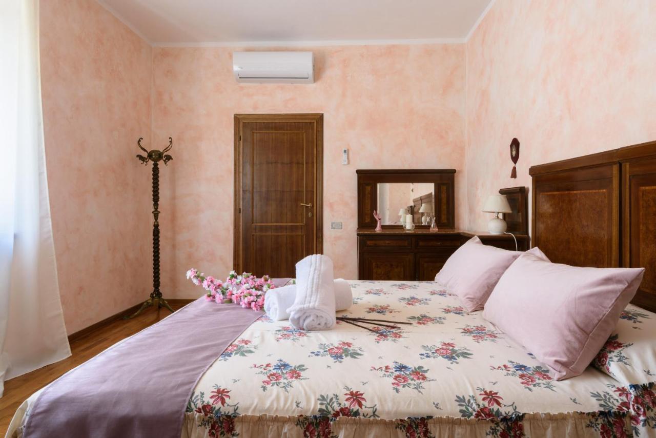 Villa Il Campo Degli Ulivi Ponte A Bozzone 外观 照片